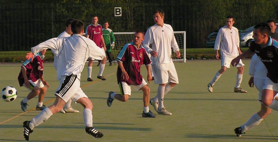 The Lay brothers: still miserable.